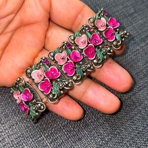 Pretty Pink Flower and Leaf Detail Jeweled Pave Statement Chunky Beaded Bracelet